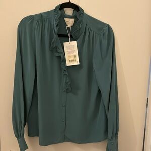 NWT Chloe silk button from Sézane